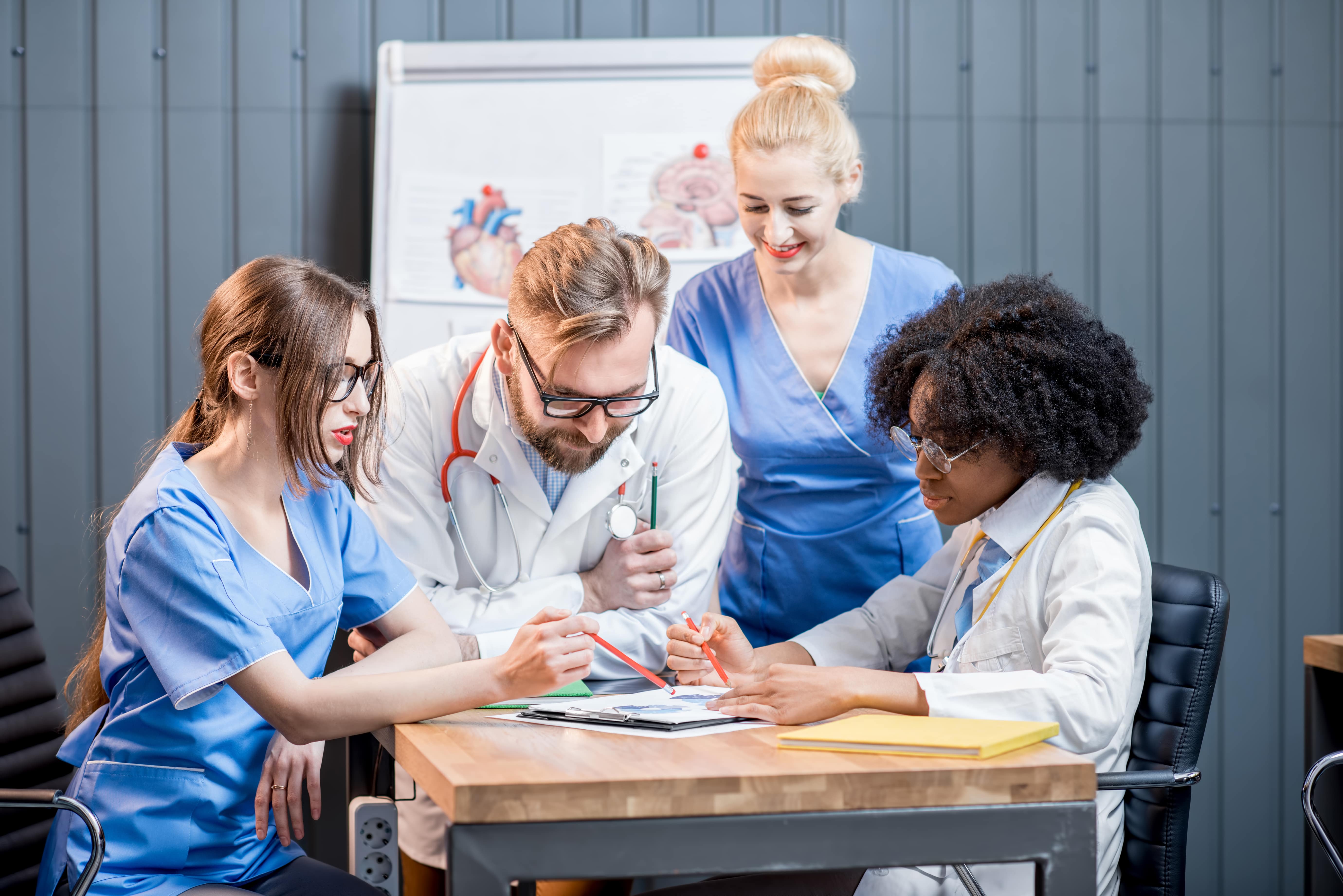 Becoming a Medical Records Administrator in Dubai: Education, skills and career guide